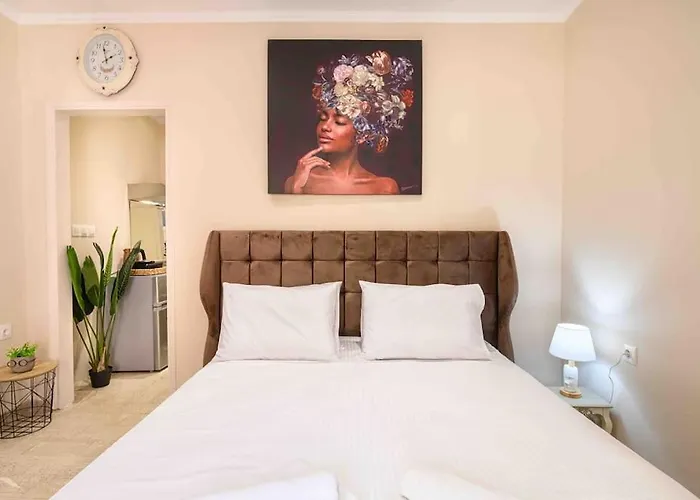 La Casa Di Fay Al Porto Apartment